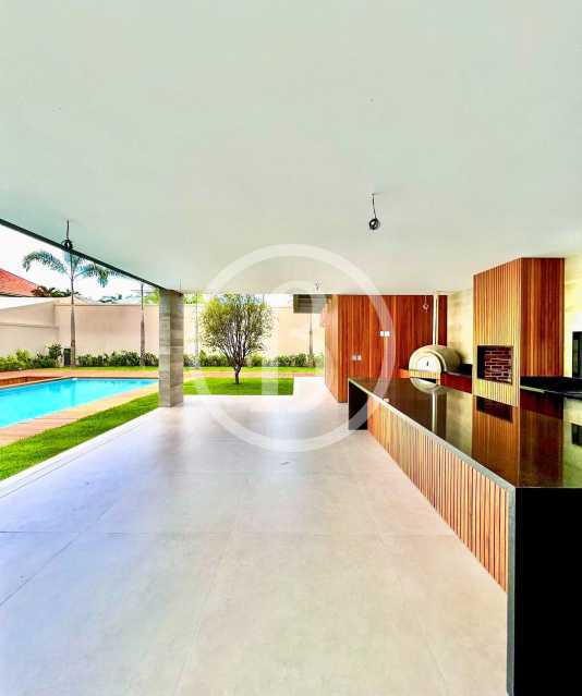 Conheça ÁREA EXTERNA OUTRO ÂNGULO do imóvel - Casa em Condomínio 5 quartos à venda Barra da Tijuca, Rio de Janeiro - R$ 16.900.000 - BFCN50060 - 11 ÁREA EXTERNA OUTRO ÂNGULO - 11
