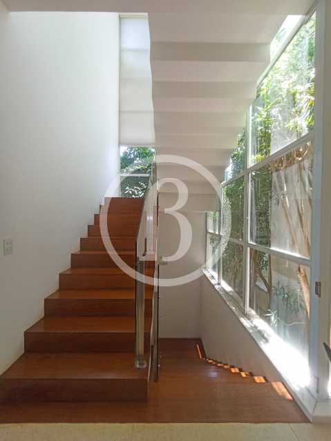 Conheça ESCADARIA do imóvel - Casa em Condomínio 4 quartos à venda Barra da Tijuca, Rio de Janeiro - R$ 6.050.000 - BFCN40086 - 21 ESCADARIA - 21