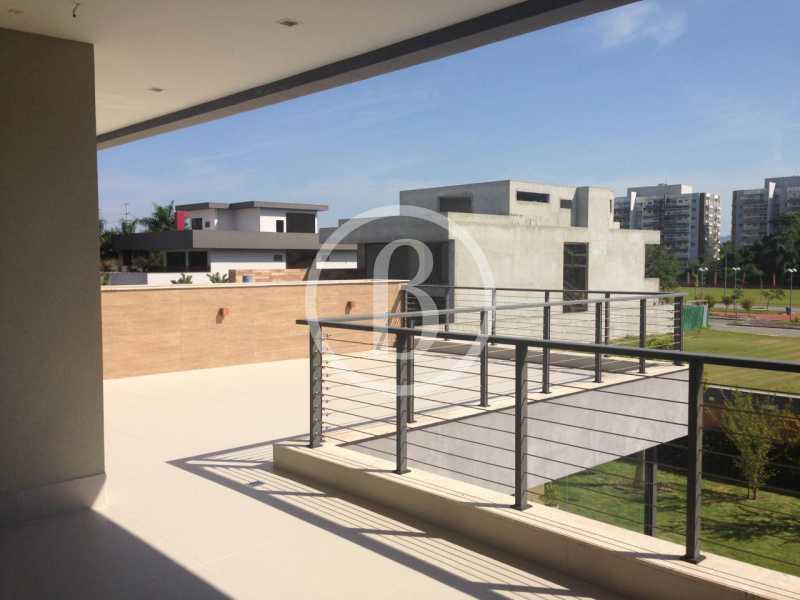 Conheça VARANDA DA 1° SUÍTE do imóvel - Casa em Condomínio 4 quartos à venda Barra da Tijuca, Rio de Janeiro - R$ 6.900.000 - BFCN40087 - 21 VARANDA DA 1° SUÍTE - 21