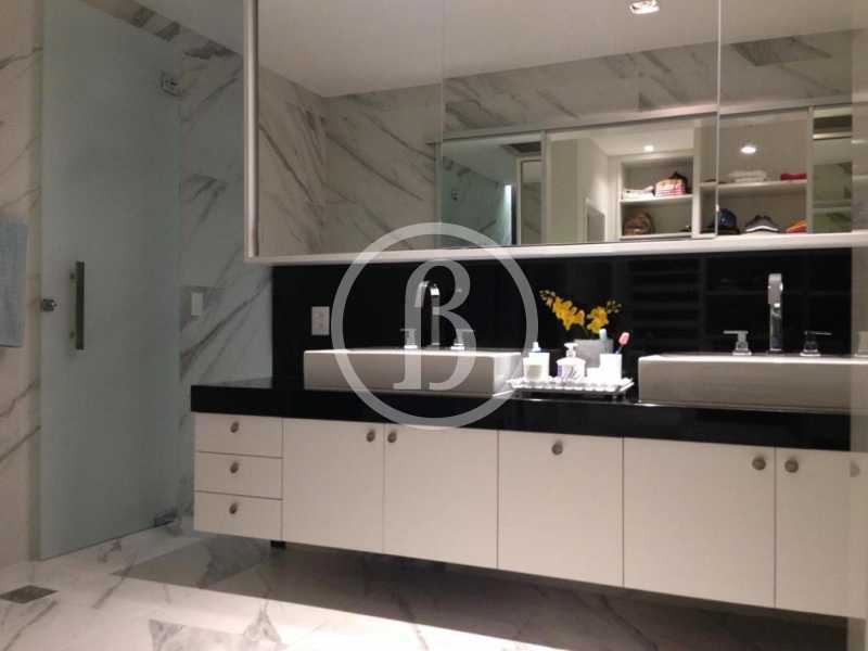 Conheça BANHEIRO DA 1° SUÍTE do imóvel - Casa em Condomínio 4 quartos à venda Barra da Tijuca, Rio de Janeiro - R$ 6.900.000 - BFCN40087 - 19 BANHEIRO DA 1° SUÍTE - 19