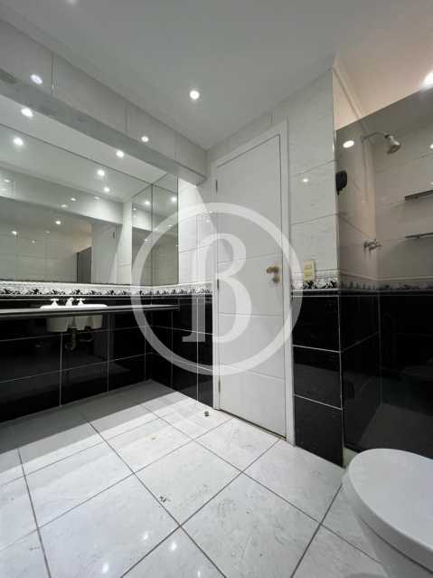Conheça BANHEIRO DA 1° SUÍTE do imóvel - Apartamento 4 quartos à venda Recreio dos Bandeirantes, Rio de Janeiro - R$ 1.350.000 - BFAP40256 - 10 BANHEIRO DA 1° SUÍTE - 10