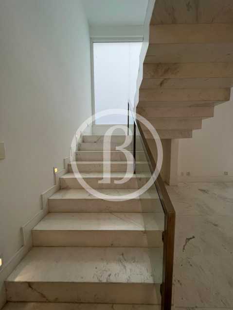 Conheça SALA OUTRO ÂNGULO do imóvel - Casa em Condomínio 5 quartos à venda Barra da Tijuca, Rio de Janeiro - R$ 15.000.000 - BFCN50063 - 15 SALA OUTRO ÂNGULO - 15