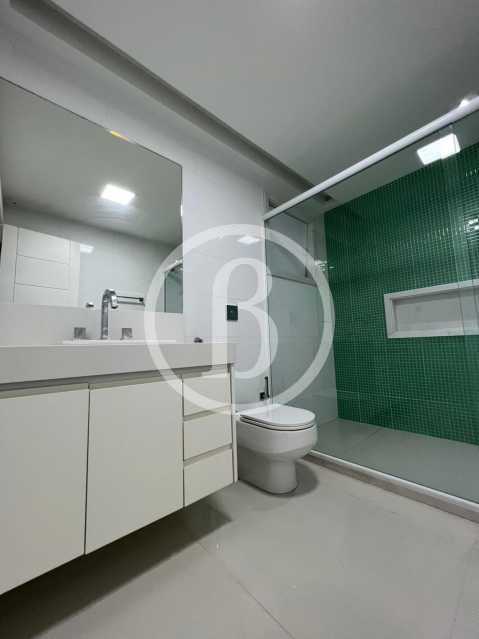 Conheça BANHEIRO DA 2° SUÍTE do imóvel - Casa em Condomínio 5 quartos à venda Barra da Tijuca, Rio de Janeiro - R$ 15.000.000 - BFCN50063 - 27 BANHEIRO DA 2° SUÍTE - 27
