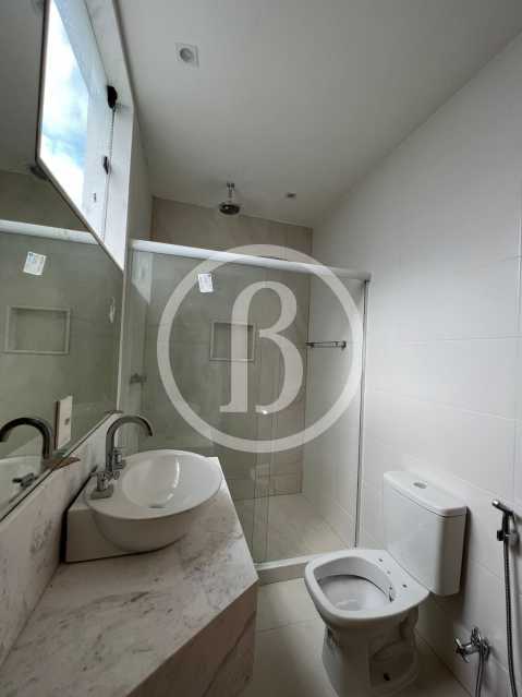 Conheça BANHEIRO DA 3° SUÍTE do imóvel - Casa em Condomínio 5 quartos à venda QUINTAS DO RIO - Barra da Tijuca, Rio de Janeiro - R$ 11.200.000 - BFCN50065 - 23 BANHEIRO DA 3° SUÍTE - 23
