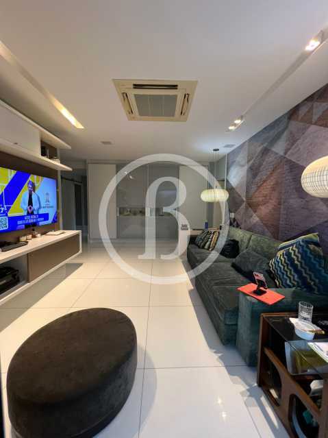 Conheça SALA DE TV do imóvel - Apartamento 4 quartos à venda Barra da Tijuca, Rio de Janeiro - R$ 11.600.000 - BFAP40264 - 13 SALA DE TV - 13