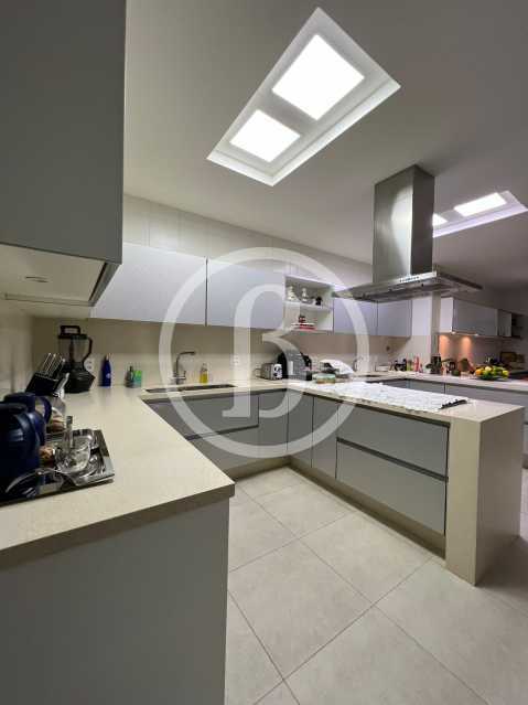 Conheça COZINHA do imóvel - Apartamento 4 quartos à venda Barra da Tijuca, Rio de Janeiro - R$ 11.600.000 - BFAP40264 - 27 COZINHA - 27