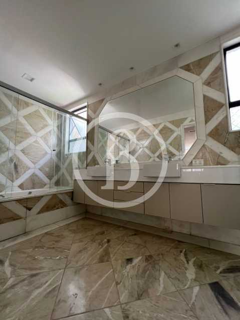 Conheça BANHEIRO OUTRO ÂNGULO do imóvel - Apartamento 4 quartos à venda Barra da Tijuca, Rio de Janeiro - R$ 6.500.000 - BFAP40268 - 12 BANHEIRO OUTRO ÂNGULO - 12