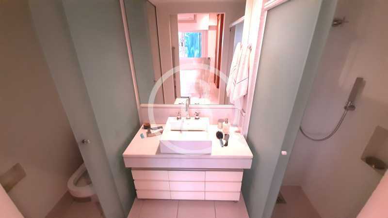 Conheça BANHEIRO SUÍTE 2 do imóvel - Apartamento 2 quartos à venda Condomínio Paradiso Residence e Service - Barra da Tijuca, Rio de Janeiro - R$ 780.000 - BFAP20429 - 19 BANHEIRO SUÍTE 2 - 19