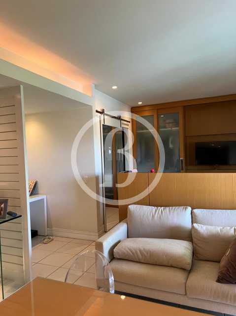 Conheça SUÍTE 1 do imóvel - Apartamento 2 quartos à venda Condomínio Paradiso Residence e Service - Barra da Tijuca, Rio de Janeiro - R$ 780.000 - BFAP20429 - 7 SUÍTE 1 - 7
