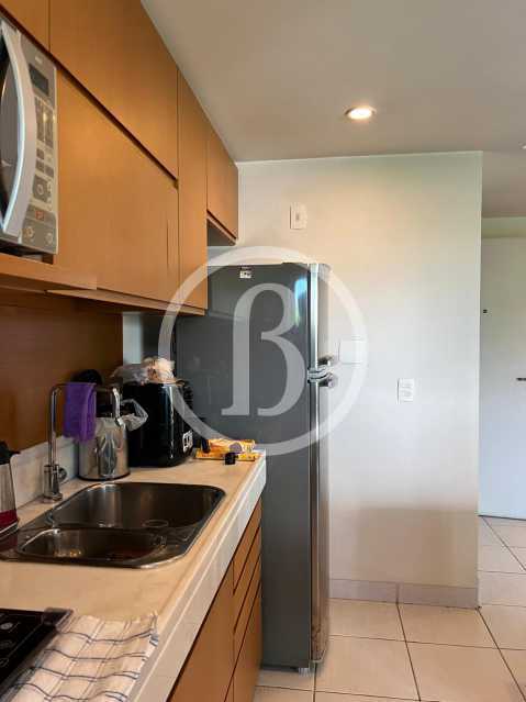 Conheça SUÍTE 1 do imóvel - Apartamento 2 quartos à venda Condomínio Paradiso Residence e Service - Barra da Tijuca, Rio de Janeiro - R$ 780.000 - BFAP20429 - 8 SUÍTE 1 - 8