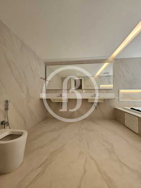 Conheça BANHEIRO SUÍTE MASTER do imóvel - Casa em Condomínio 4 quartos à venda Barra da Tijuca, Rio de Janeiro - R$ 13.500.000 - BFCN40096 - 24 BANHEIRO SUÍTE MASTER - 24