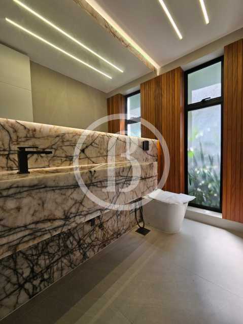 Conheça LAVABO do imóvel - Casa em Condomínio 5 quartos à venda Barra da Tijuca, Rio de Janeiro - R$ 12.960.000 - BFCN50075 - 15 LAVABO - 15