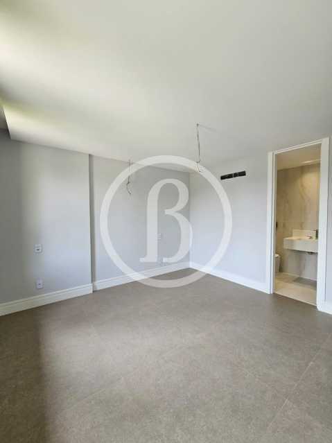 Conheça SUÍTE TÉRREA do imóvel - Casa em Condomínio 5 quartos à venda Barra da Tijuca, Rio de Janeiro - R$ 12.960.000 - BFCN50075 - 17 SUÍTE TÉRREA - 17