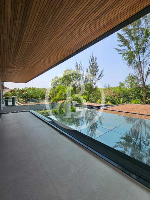 Conheça VARANDA DA SUÍTE MASTER do imóvel - Casa em Condomínio 5 quartos à venda Barra da Tijuca, Rio de Janeiro - R$ 12.960.000 - BFCN50075 - 20 VARANDA DA SUÍTE MASTER - 20