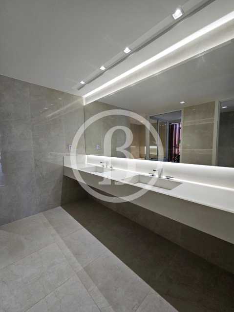 Conheça BANHEIRO do imóvel - Casa em Condomínio 5 quartos à venda Barra da Tijuca, Rio de Janeiro - R$ 12.960.000 - BFCN50075 - 27 BANHEIRO - 27