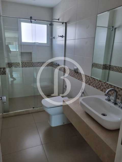 Conheça BANHEIRO 2° SUÍTE do imóvel - Casa em Condomínio 5 quartos à venda Barra da Tijuca, Rio de Janeiro - R$ 8.500.000 - BFCN50076 - 19 BANHEIRO 2° SUÍTE - 19