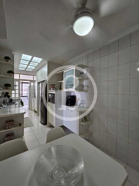 Conheça COZINHA OUTRO ÂNGULO do imóvel - Apartamento 4 quartos à venda Barra da Tijuca, Rio de Janeiro - R$ 2.650.000 - BFAP40288 - 23 COZINHA OUTRO ÂNGULO - 23