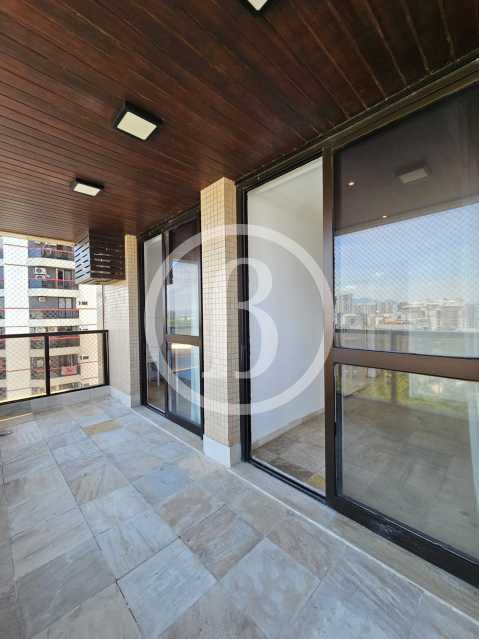 Conheça VARANDA OUTRO ÂNGULO do imóvel - Apartamento 4 quartos à venda Barra da Tijuca, Rio de Janeiro - R$ 2.650.000 - BFAP40288 - 20 VARANDA OUTRO ÂNGULO - 20