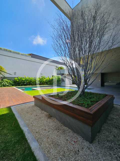 Conheça ÁREA EXTERNA OUTRO ÂNGULO do imóvel - Casa em Condomínio 5 quartos à venda Barra da Tijuca, Rio de Janeiro - R$ 14.800.000 - BFCN50077 - 7 ÁREA EXTERNA OUTRO ÂNGULO - 7