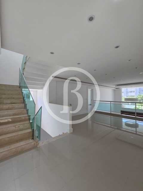 Conheça SALA ÍNTIMA do imóvel - Casa em Condomínio 5 quartos à venda Barra da Tijuca, Rio de Janeiro - R$ 10.000.000 - BFCN50078 - 12 SALA ÍNTIMA - 12