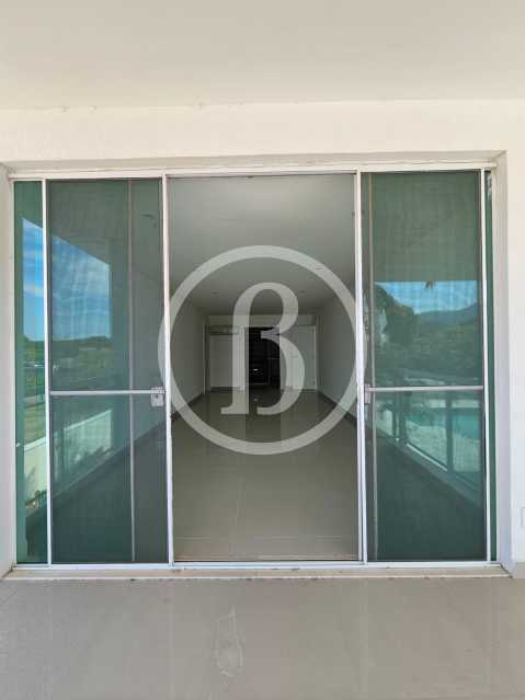 Conheça VARANDA 4° SUÍTE do imóvel - Casa em Condomínio 5 quartos à venda Barra da Tijuca, Rio de Janeiro - R$ 10.000.000 - BFCN50078 - 22 VARANDA 4° SUÍTE - 22