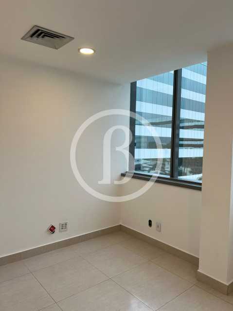 Conheça SALA OUTRO ÂNGULO do imóvel - Sala Comercial 38m² à venda Condomínio DIMENSION OFFICE PARK - Barra da Tijuca, Rio de Janeiro - R$ 240.000 - BFSL00045 - 5 SALA OUTRO ÂNGULO - 5