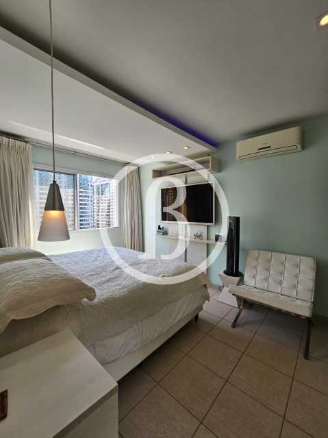 Conheça 1° SUÍTE OUTRO ÂNGULO do imóvel - Apartamento 3 quartos à venda Condomínio CIDADE JARDIM - RESERVA JARDIM - Jacarepaguá, Rio de Janeiro - R$ 1.575.000 - BFAP30486 - 13 1° SUÍTE OUTRO ÂNGULO - 13