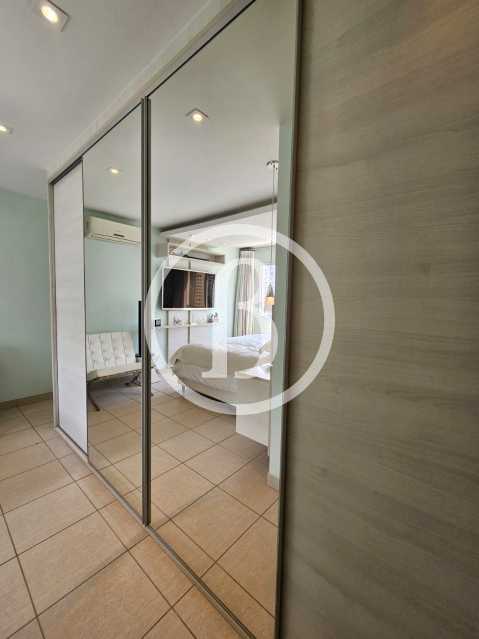 Conheça 1° SUÍTE OUTRO ÂNGULO do imóvel - Apartamento 3 quartos à venda Condomínio CIDADE JARDIM - RESERVA JARDIM - Jacarepaguá, Rio de Janeiro - R$ 1.575.000 - BFAP30486 - 15 1° SUÍTE OUTRO ÂNGULO - 15
