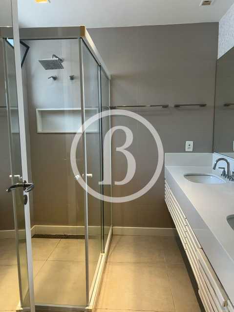 Conheça BANHEIRO DA SUÍTE do imóvel - Casa em Condomínio 6 quartos à venda Barra da Tijuca, Rio de Janeiro - R$ 4.700.000 - BFCN60014 - 17 BANHEIRO DA SUÍTE - 17