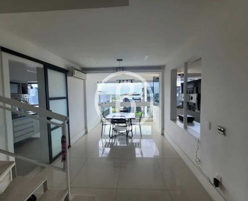 Conheça 2° PISO SALA do imóvel - Cobertura 3 quartos à venda Barra da Tijuca, Rio de Janeiro - R$ 1.930.000 - BFCO30105 - 19 2° PISO SALA - 19