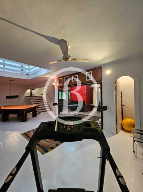 Conheça SALA COM ESPAÇO FITNESS do imóvel - Casa em Condomínio 3 quartos à venda São Conrado, Rio de Janeiro - R$ 1.890.000 - BFCN30015 - 17 SALA COM ESPAÇO FITNESS - 17