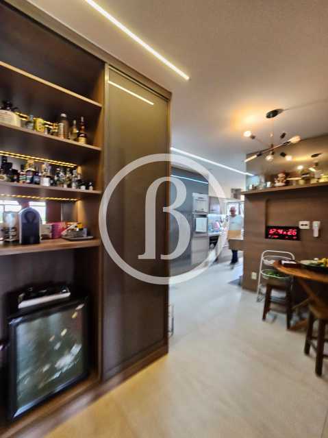 Conheça SALA DE JANTAR OUTRO ANGULO do imóvel - Apartamento 4 quartos à venda Barra da Tijuca, Rio de Janeiro - R$ 3.700.000 - BFAP40305 - 12 SALA DE JANTAR OUTRO ANGULO - 12