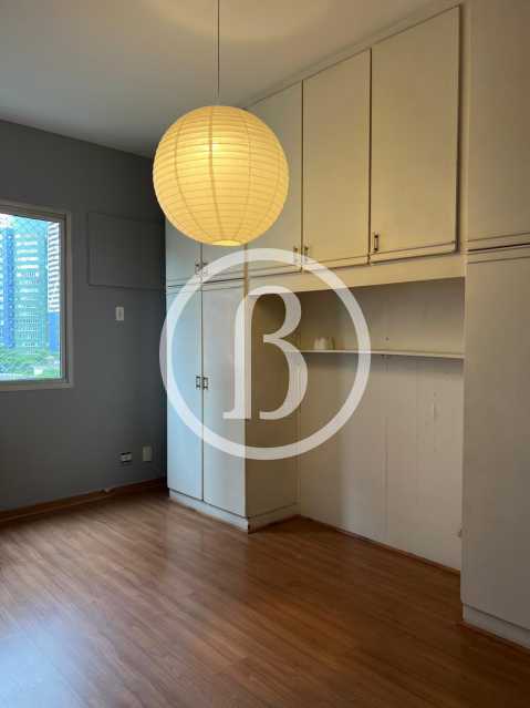 Conheça 1° QUARTO do imóvel - Apartamento 2 quartos à venda Barra da Tijuca, Rio de Janeiro - R$ 1.100.000 - BFAP20468 - 5 1° QUARTO - 5