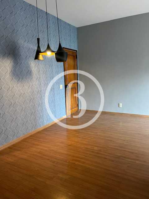 Conheça SALA do imóvel - Apartamento 2 quartos à venda Barra da Tijuca, Rio de Janeiro - R$ 1.100.000 - BFAP20468 - 2 SALA - 2