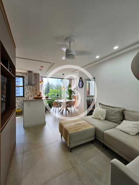 Conheça SALA OUTRO ÂNGULO do imóvel - Apartamento 2 quartos à venda Barra da Tijuca, Rio de Janeiro - R$ 1.400.000 - BFAP20472 - 8 SALA OUTRO ÂNGULO - 8