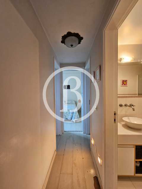 Conheça CORREDOR do imóvel - Apartamento 3 quartos à venda Barra da Tijuca, Rio de Janeiro - R$ 1.800.000 - BFAP30524 - 11 CORREDOR - 11
