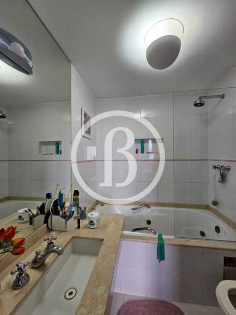 Conheça BANHEIRO SUÍTE do imóvel - Apartamento 3 quartos à venda Barra da Tijuca, Rio de Janeiro - R$ 1.800.000 - BFAP30524 - 16 BANHEIRO SUÍTE - 16