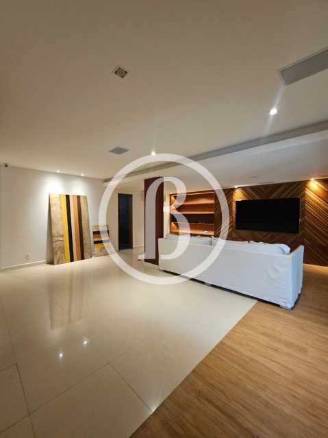 Conheça SALA OUTRO ÂNGULO do imóvel - Casa em Condomínio 4 quartos à venda Barra da Tijuca, Rio de Janeiro - R$ 13.500.000 - BFCN40105 - 12 SALA OUTRO ÂNGULO - 12
