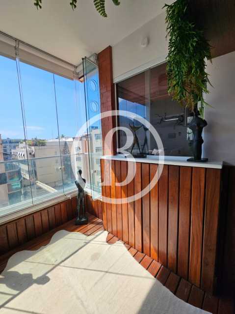 Conheça VARANDA OUTRO ÂNGULO do imóvel - Apartamento 1 quarto à venda Barra da Tijuca, Rio de Janeiro - R$ 1.300.000 - BFAP10262 - 5 VARANDA OUTRO ÂNGULO - 5