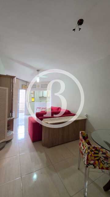 Conheça SALA OUTRO ÂNGULO do imóvel - Apartamento 1 quarto à venda Barra da Tijuca, Rio de Janeiro - R$ 950.000 - BFAP10281 - 8 SALA OUTRO ÂNGULO - 8