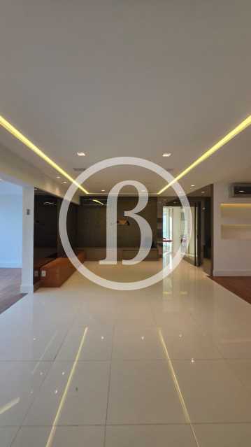 Conheça SALA OUTRO ÂNGULO do imóvel - Apartamento 4 quartos à venda Condomínio PENÍNSULA SAINT MARTIN - Barra da Tijuca, Rio de Janeiro - R$ 2.690.000 - BFAP40319 - 7 SALA OUTRO ÂNGULO - 7