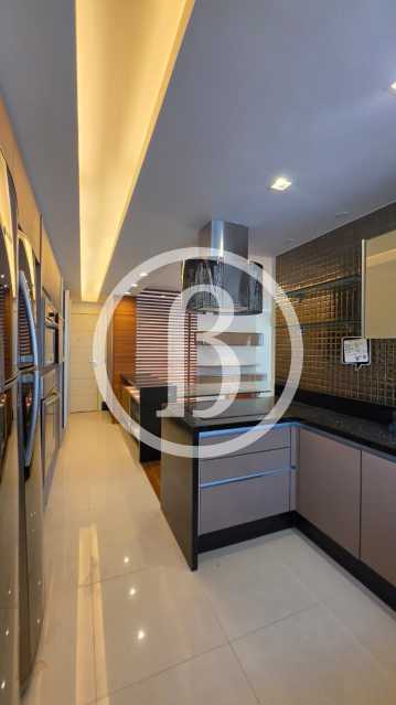 Conheça COZINHA OUTRO ÂNGULO do imóvel - Apartamento 4 quartos à venda Condomínio PENÍNSULA SAINT MARTIN - Barra da Tijuca, Rio de Janeiro - R$ 2.690.000 - BFAP40319 - 26 COZINHA OUTRO ÂNGULO - 26