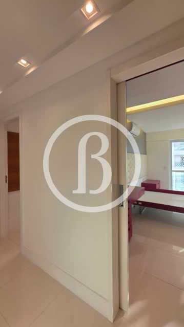Conheça CORREDOR do imóvel - Apartamento 4 quartos à venda Condomínio PENÍNSULA SAINT MARTIN - Barra da Tijuca, Rio de Janeiro - R$ 2.690.000 - BFAP40319 - 12 CORREDOR - 12