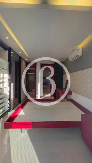 Conheça 1° SUÍTE OUTRO ÂNGULO do imóvel - Apartamento 4 quartos à venda Condomínio PENÍNSULA SAINT MARTIN - Barra da Tijuca, Rio de Janeiro - R$ 2.690.000 - BFAP40319 - 14 1° SUÍTE OUTRO ÂNGULO - 14