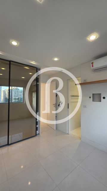 Conheça 3° SUÍTE do imóvel - Apartamento 4 quartos à venda Condomínio PENÍNSULA SAINT MARTIN - Barra da Tijuca, Rio de Janeiro - R$ 2.690.000 - BFAP40319 - 22 3° SUÍTE - 22