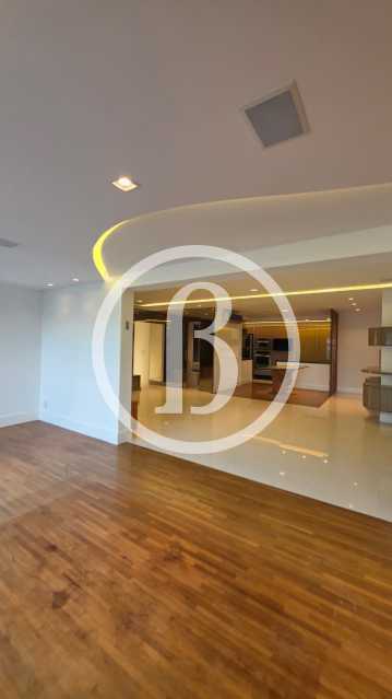 Conheça VARANDA OUTRO ÂNGULO do imóvel - Apartamento 4 quartos à venda Condomínio PENÍNSULA SAINT MARTIN - Barra da Tijuca, Rio de Janeiro - R$ 2.690.000 - BFAP40319 - 4 VARANDA OUTRO ÂNGULO - 4