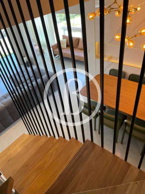 Conheça ESCADA do imóvel - Cobertura 4 quartos à venda Barra da Tijuca, Rio de Janeiro - R$ 1.750.000 - BFCO40096 - 7 ESCADA - 7