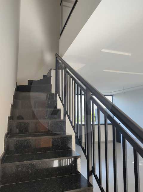 Conheça 14 - Casa Condomínio Itaipu. do imóvel - Agate Imóveis vende linda casa em condominio com a mais bela vista da região por R690 mil reais - Itaipu - Niterói. - HTCN30131 - 14 14 - Casa Condomínio Itaipu. - 14
