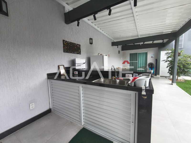 Conheça Casa 4 qtos Condomínio do imóvel - Agatê Imóveis vende maravilhosa casa em associação de moradores de 289 m² Itaipu - Niterói por R$1.650.000,00 reais. - HTCN40137 - 49 Casa 4 qtos Condomínio - 49
