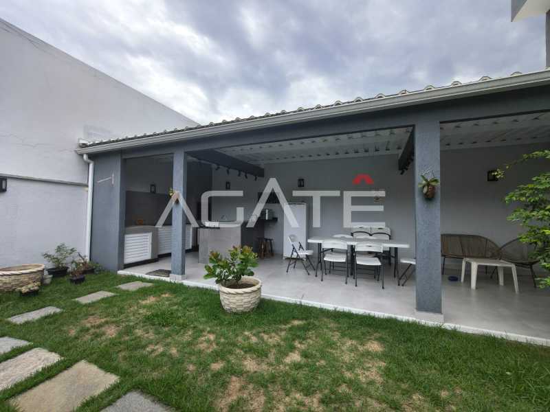Conheça Casa 4 qtos Condomínio do imóvel - Agatê Imóveis vende maravilhosa casa em associação de moradores de 289 m² Itaipu - Niterói por R$1.650.000,00 reais. - HTCN40137 - 42 Casa 4 qtos Condomínio - 42